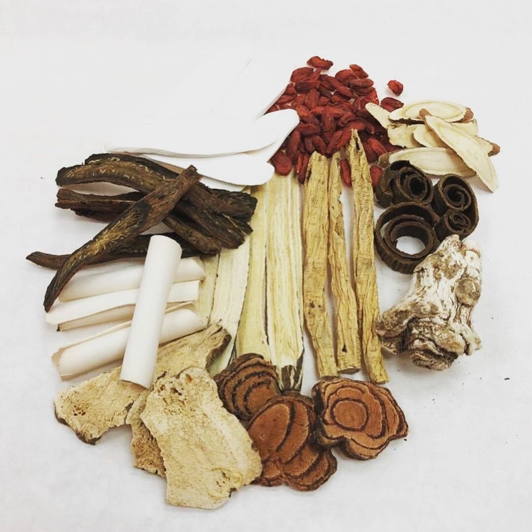 An assortment of traditional Chinese herbs